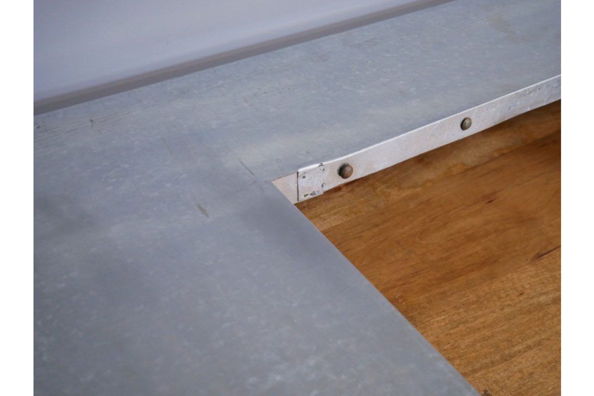 Bar Counter