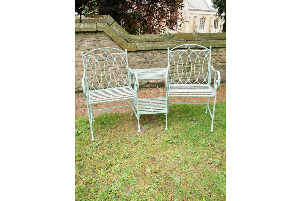 Pistachio Lovers Bench - 6402