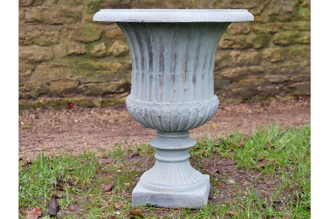 C3 Urn No Base O/C Finish - 6571