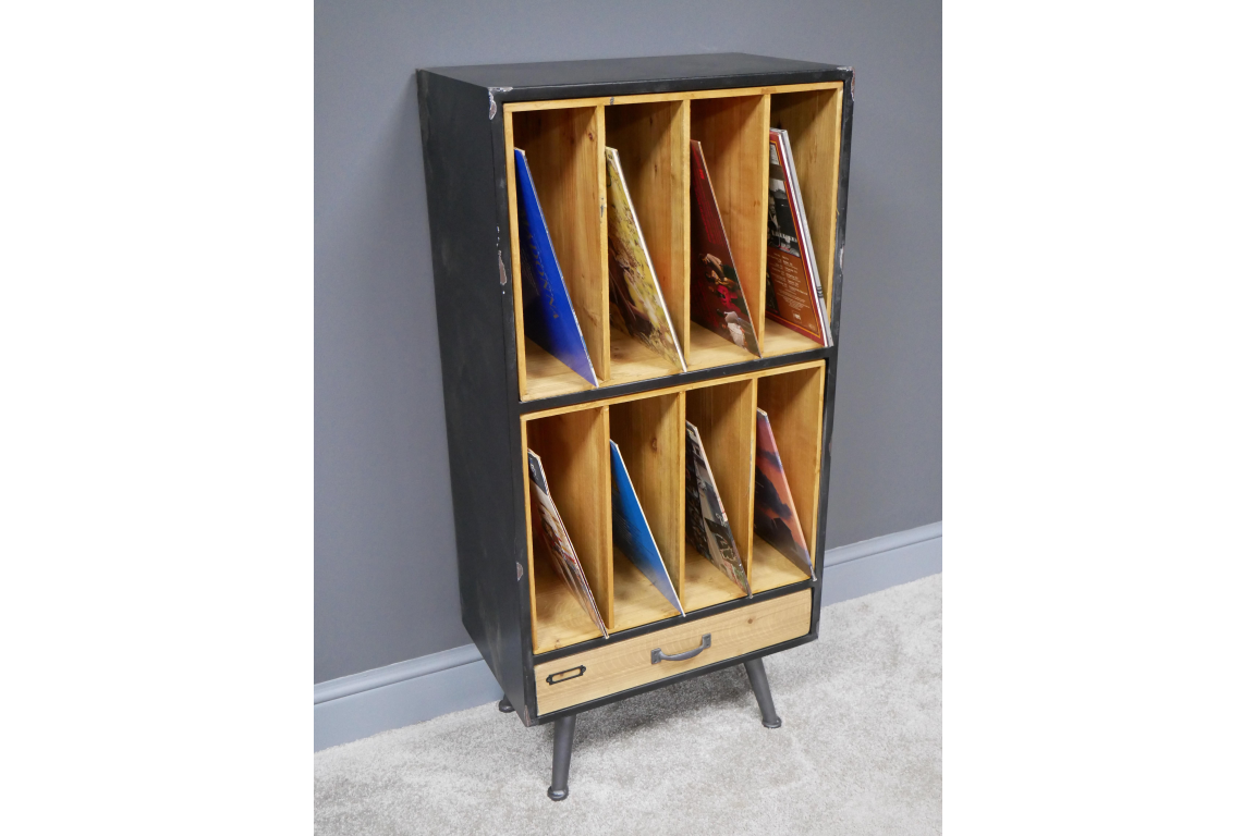Retro Filing Cabinet - 6642