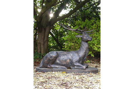 laying Stag - 699