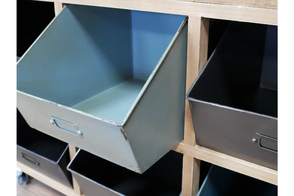 Rustic Storage Unit - 7610