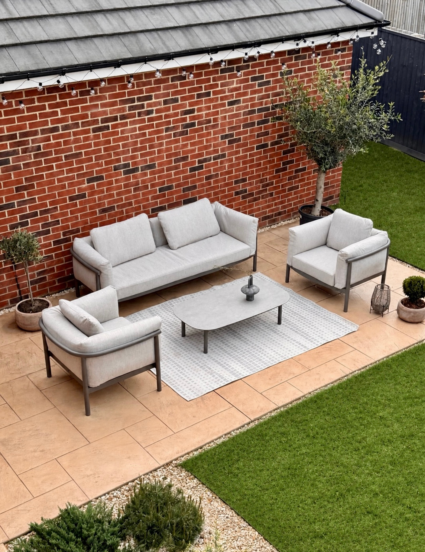 Image of ZOYA 4-Seater Lounging Set with Coffee Table