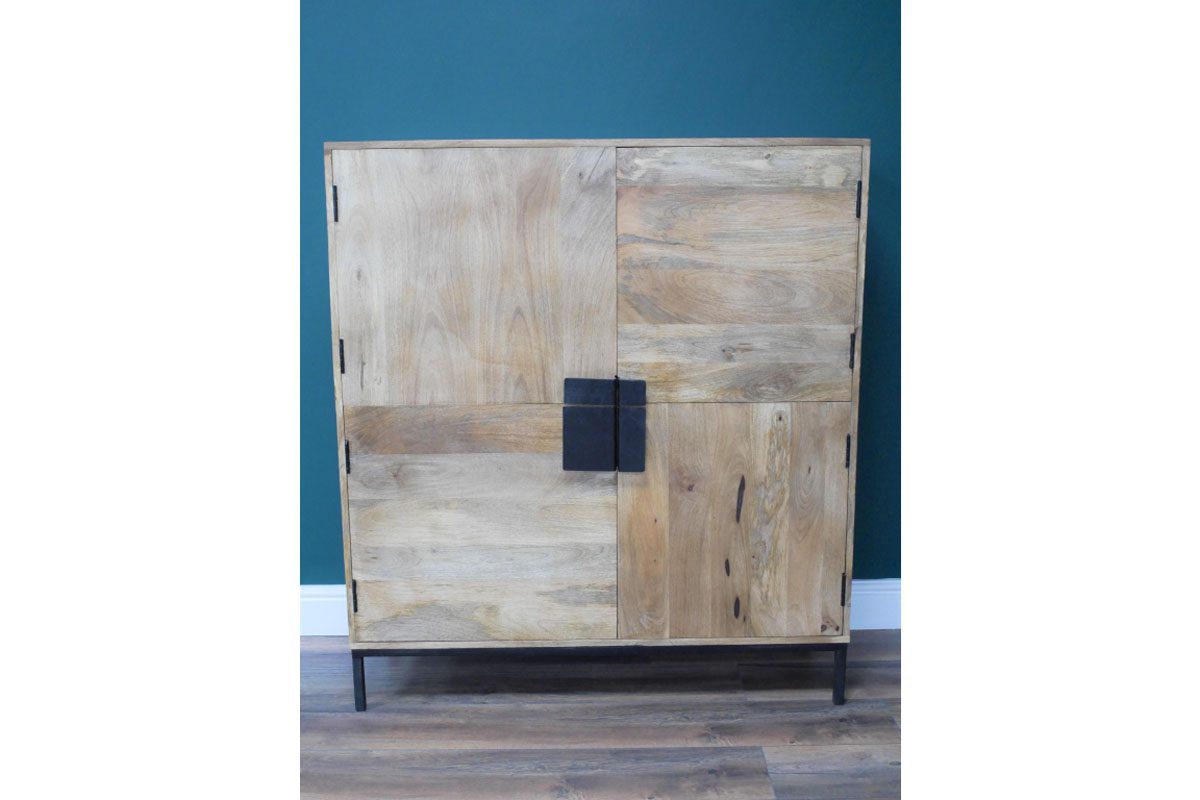 4 Door Cabinet