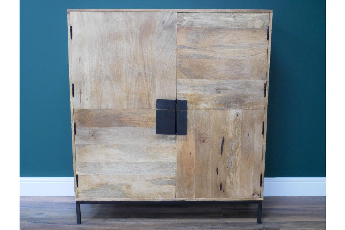 4 Door Cabinet