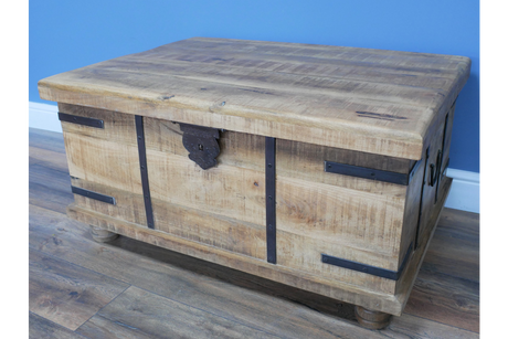 Trunk / Coffee Table - 8151