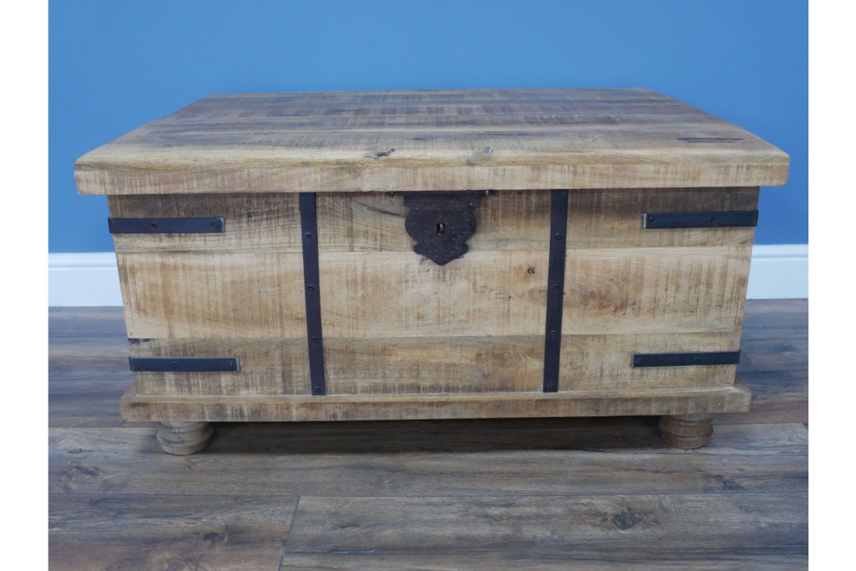Trunk / Coffee Table
