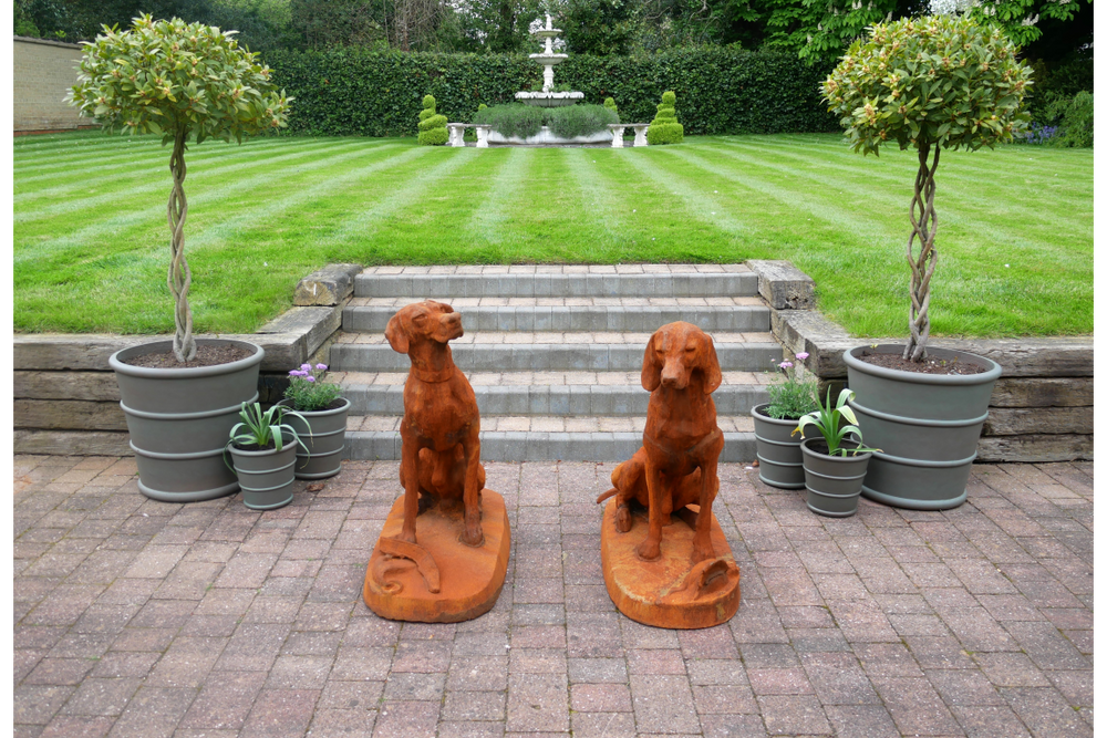Rusty Pair Of Gun Dogs - 8839