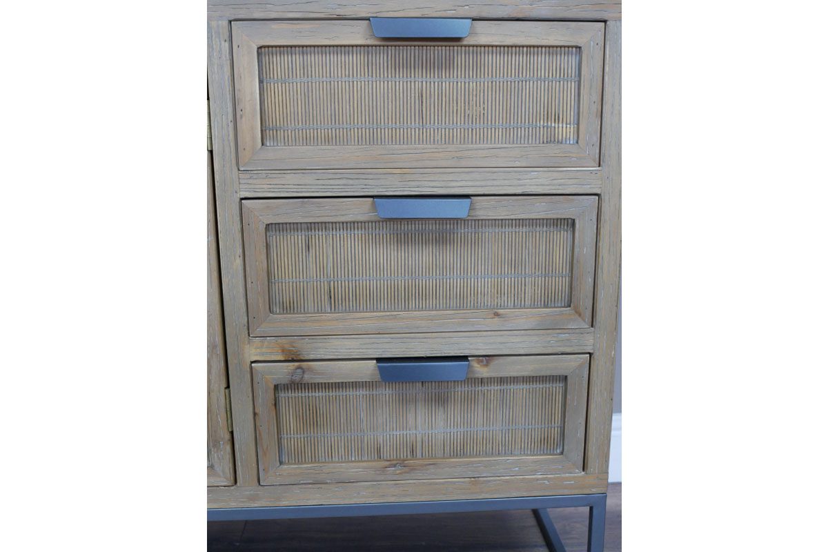 Sideboard