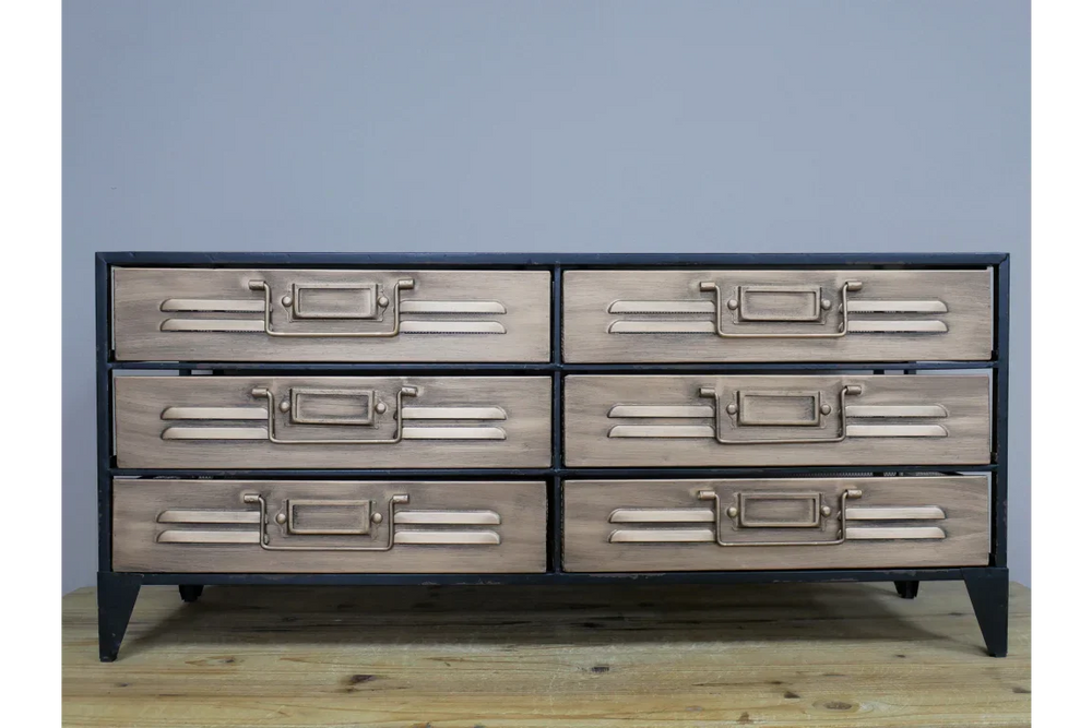 Small Storage Unit - 9212