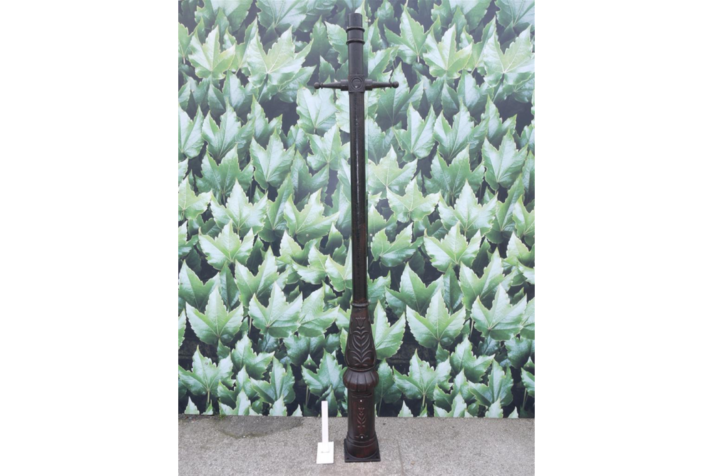 Medium Ladder Bar Lamp Post & Base Only - 954