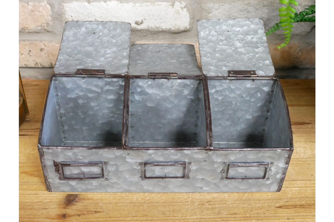 Small Industrial Storage - 9830