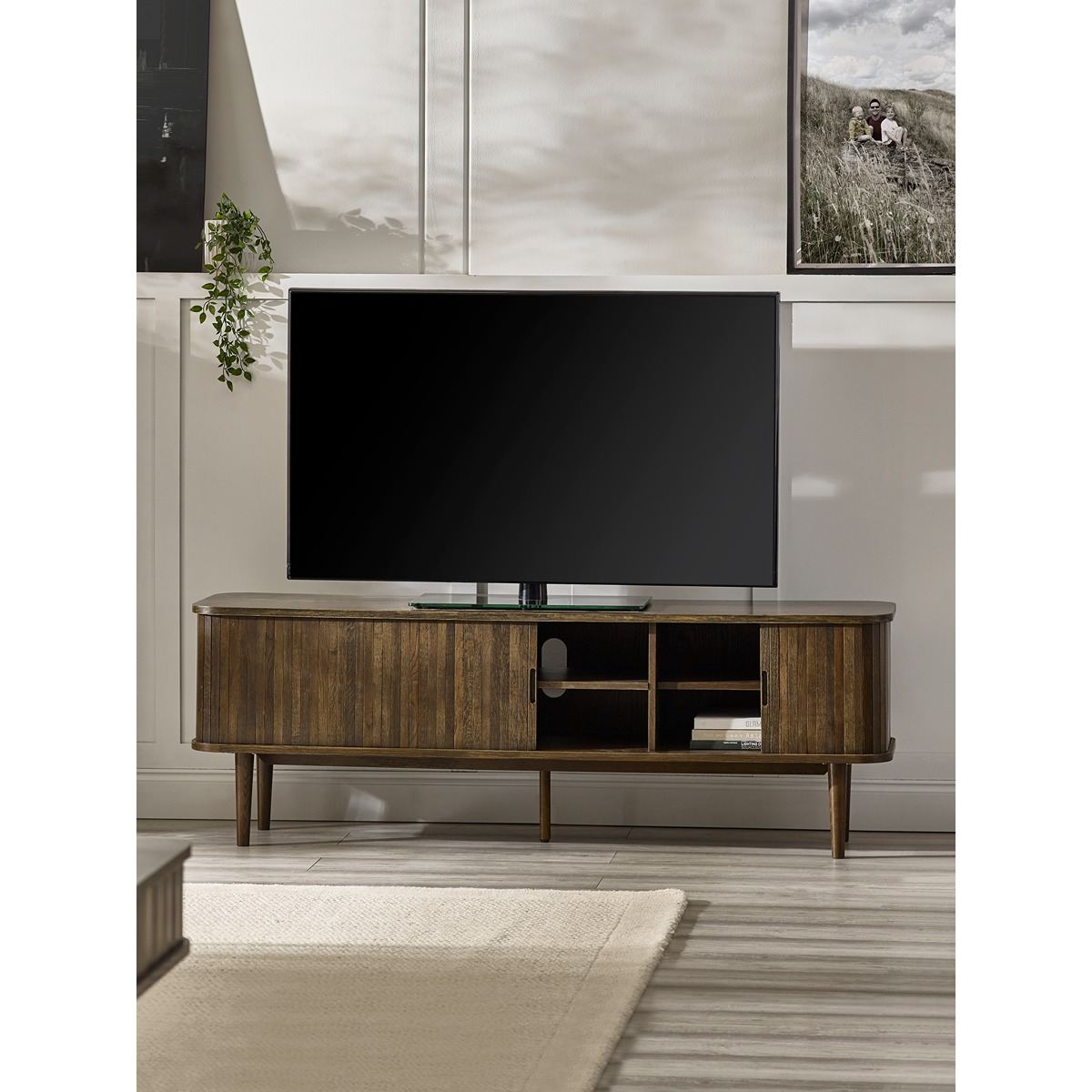 Arya Media Unit