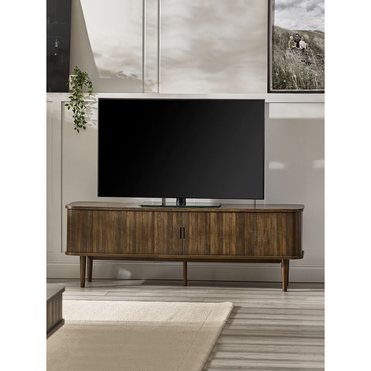 Arya Media Unit