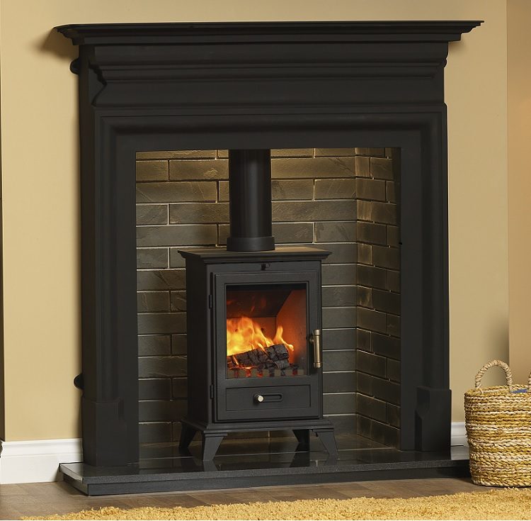 Classic 5 Eco stove in living room setting | Home Centre Direct UK