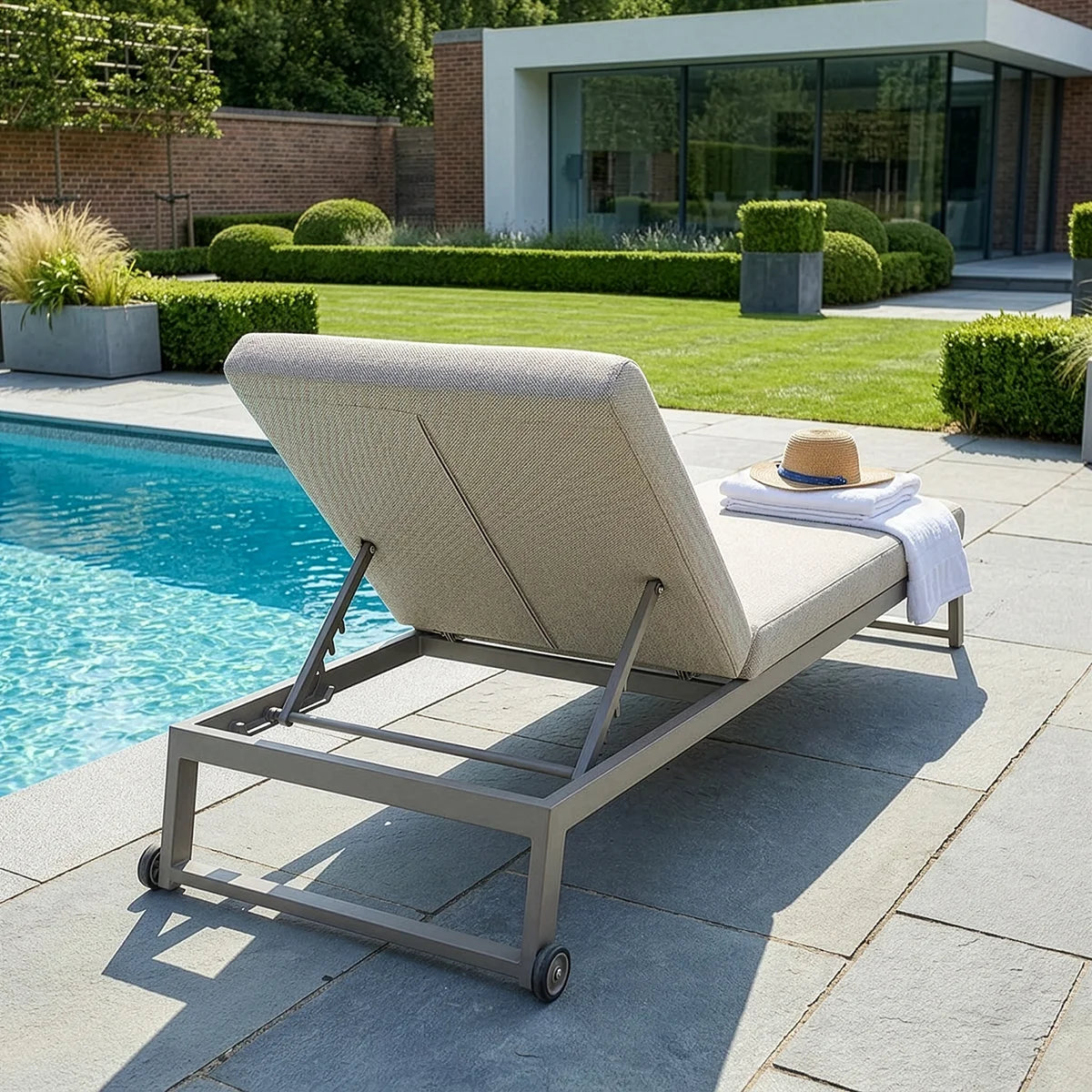 Allure Sunlounger