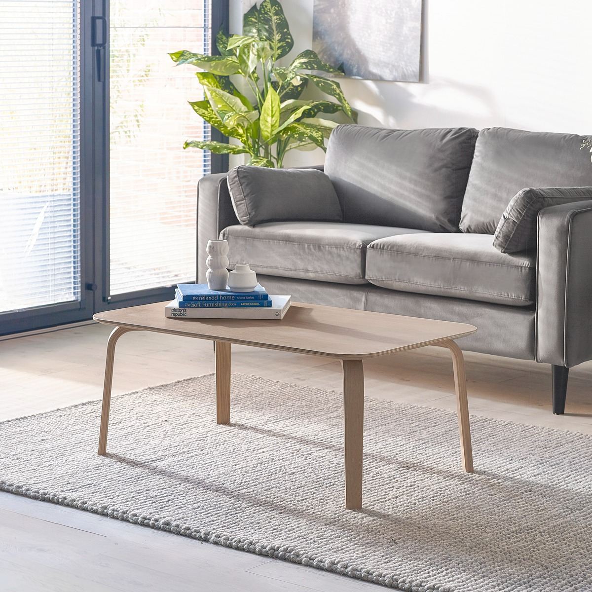 Kaito Coffee Table