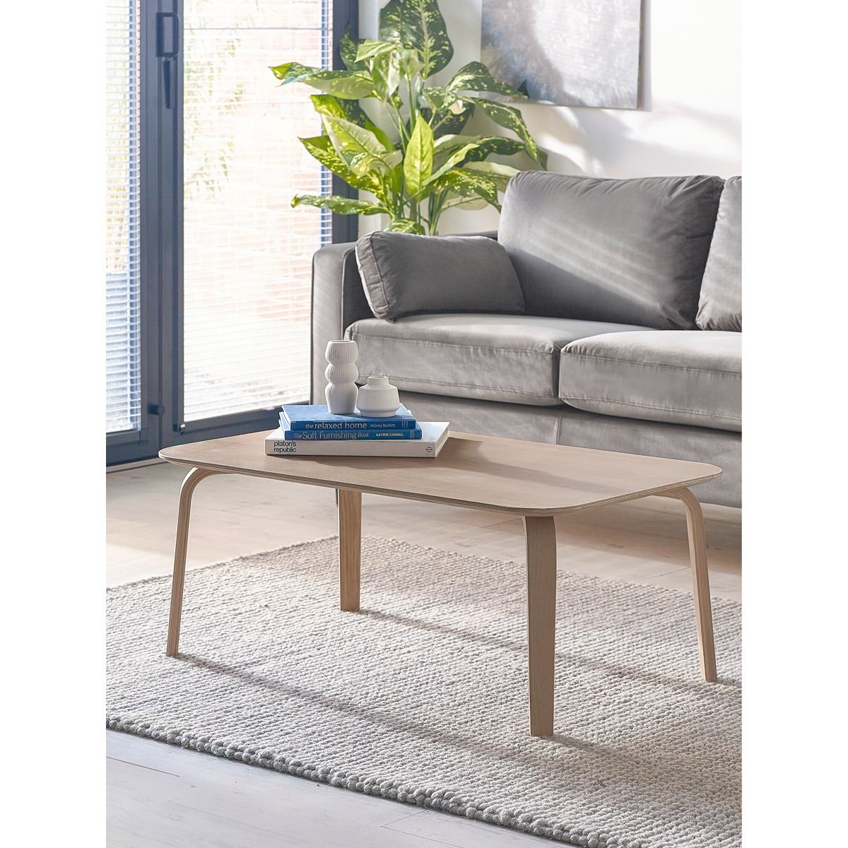 Kaito Coffee Table