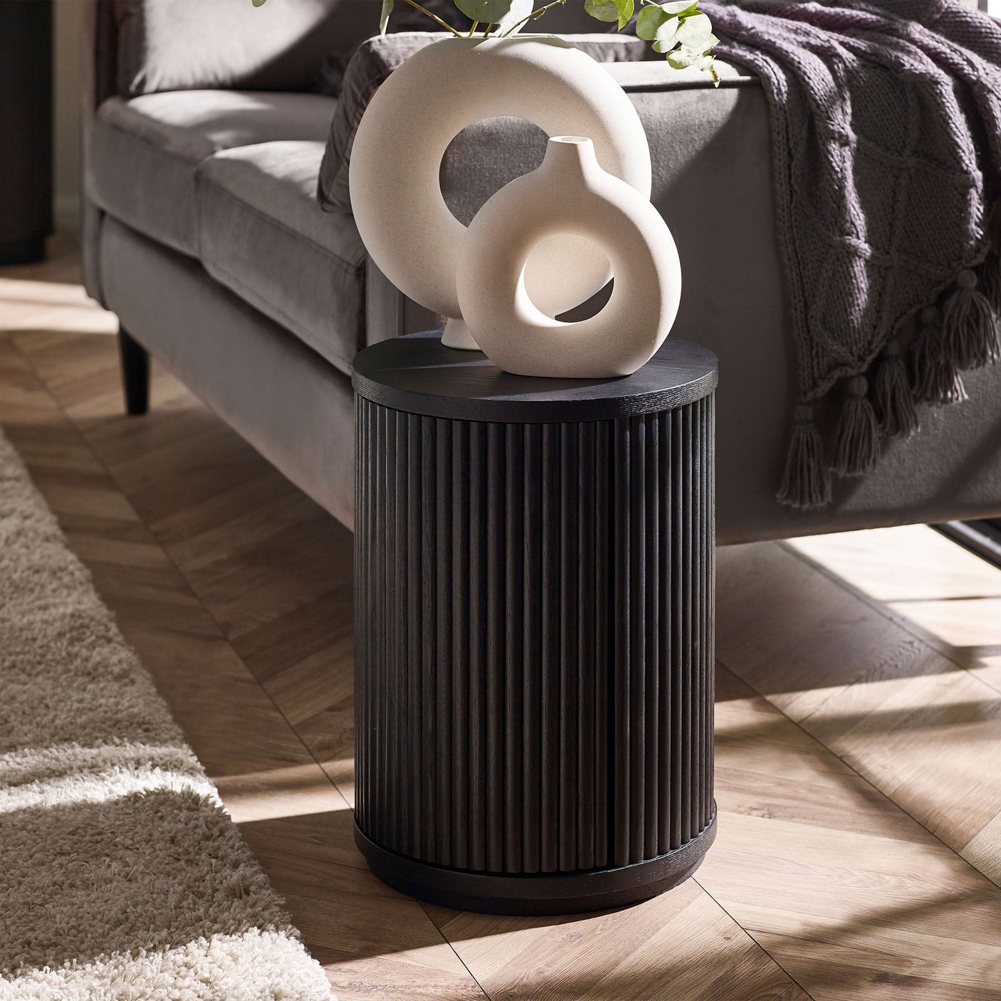 Louis Side Table With Door - Black - LOU009