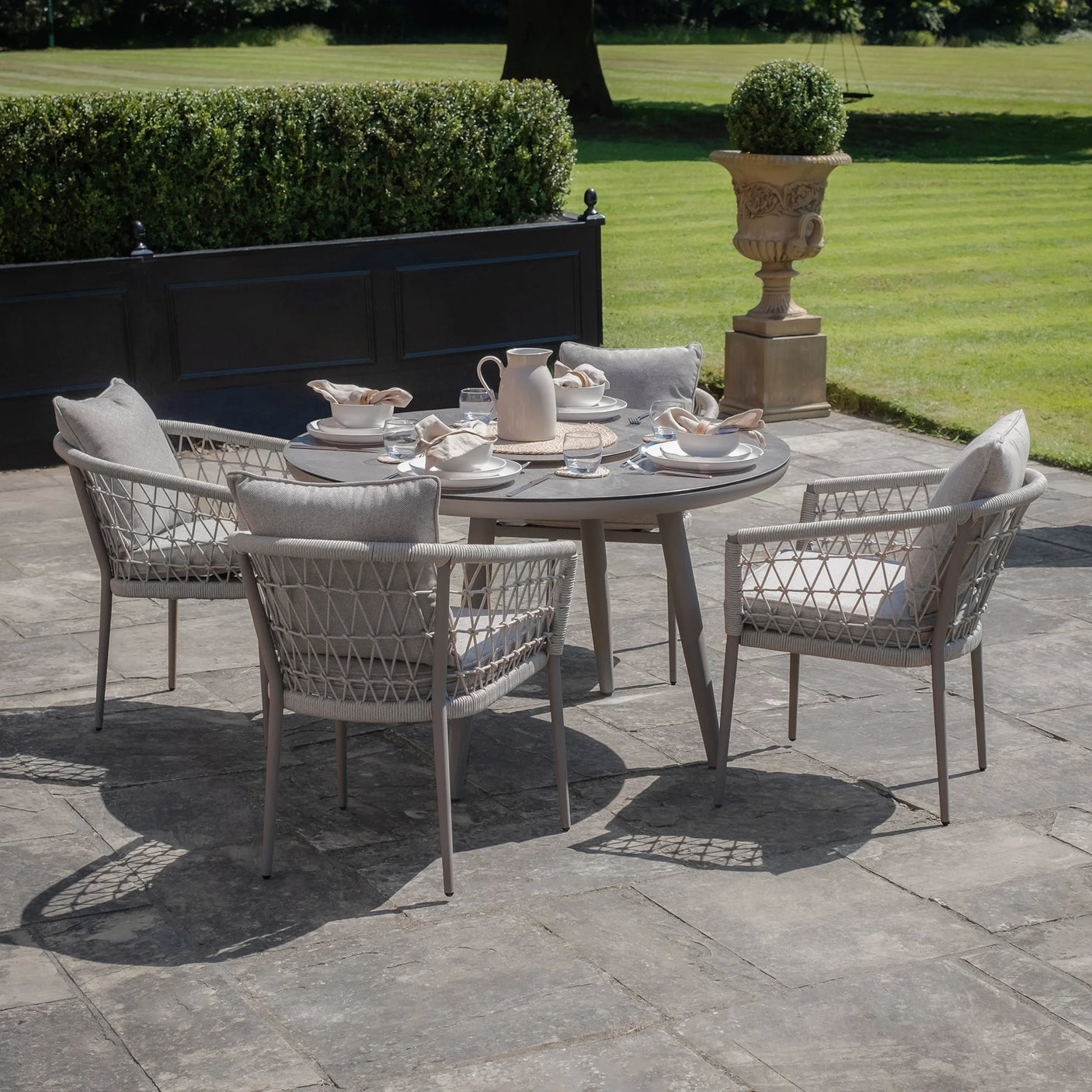 Monaco 4 Seat Round Dining Set