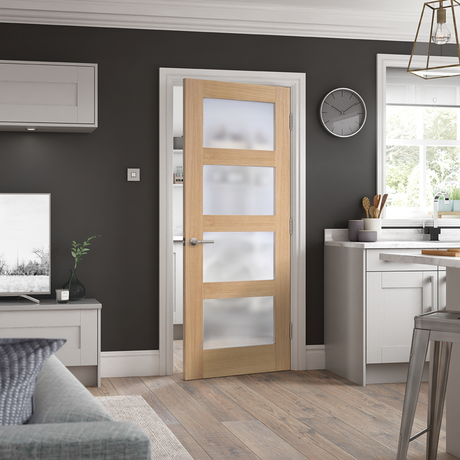 Oak Shaker Glazed 4L Frosted Pre Finished LifeStyle - Pre-finished Oak - 1981 x 533 (21") x 35mm