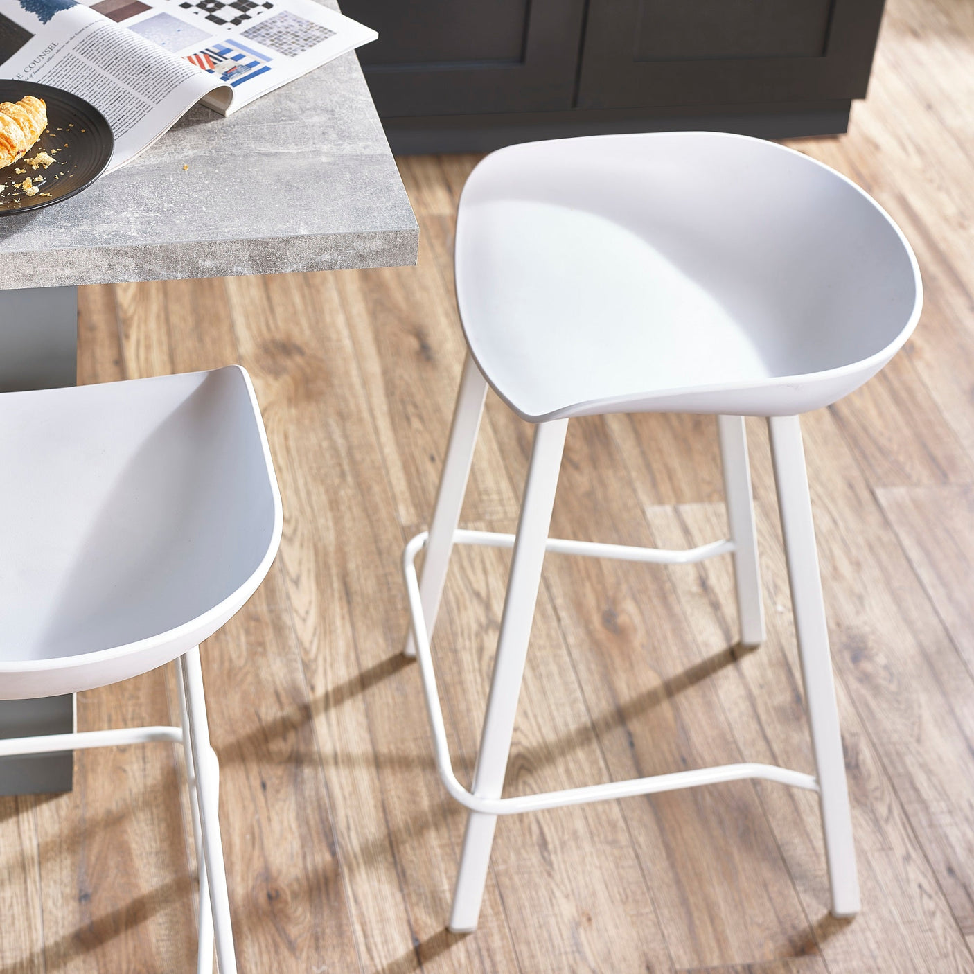 Renzo Bar Stool (Set of 2) - Black - REN012