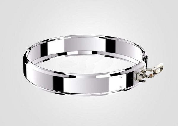 100mm Solinox Locking Band featuring a sleek, polished stainless steel design for durability and corrosion resistance.