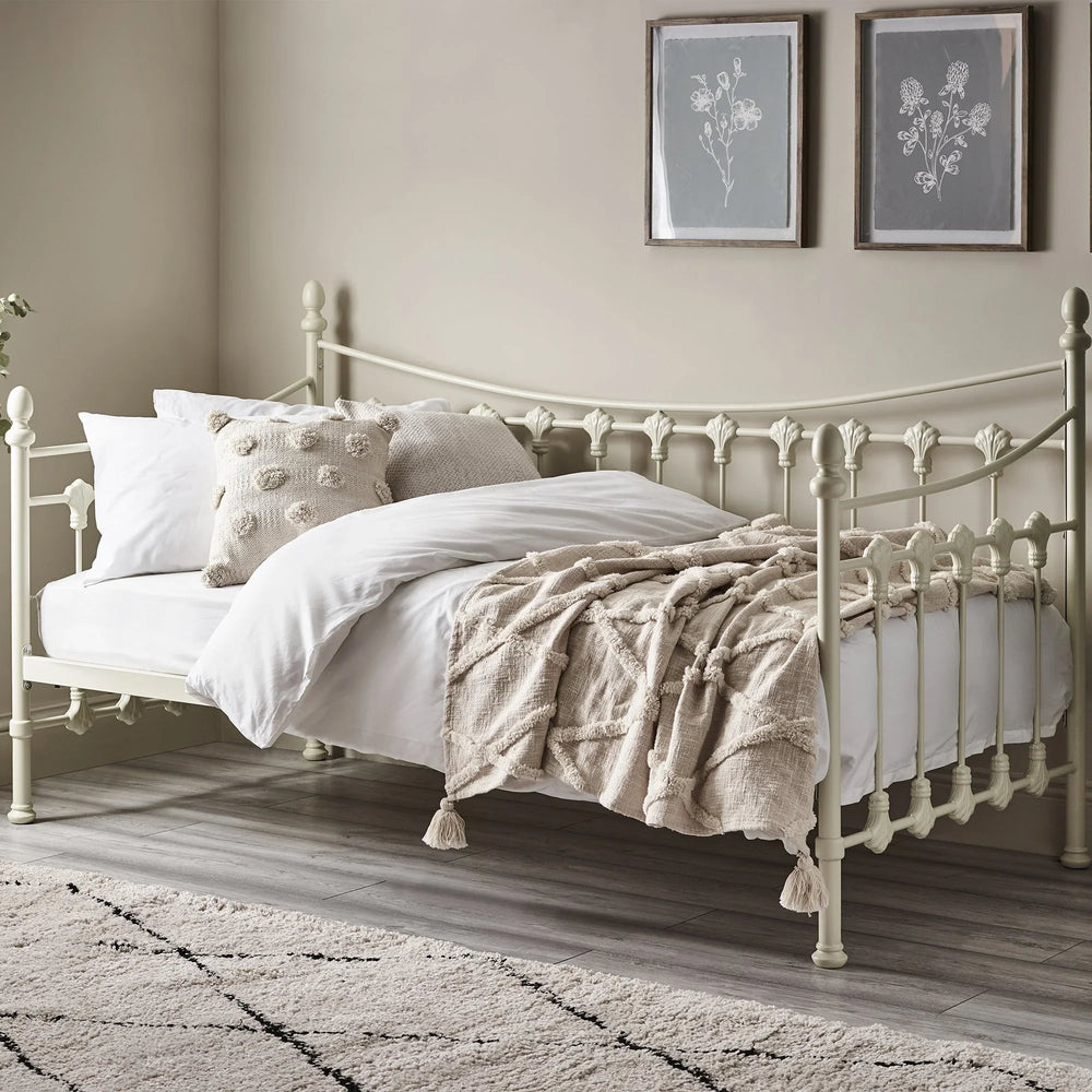 Versailles Daybed Only - White - VER002