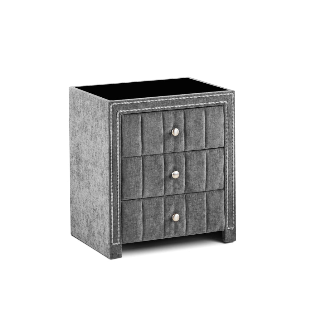 Amelia Locker - Image 1