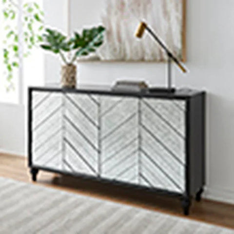 Isla 4 Door Sideboard *special*