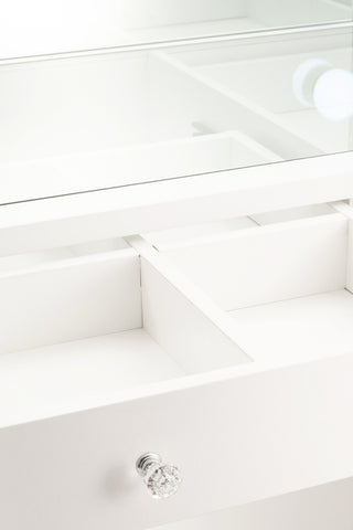 Hollywood Station Pro - White