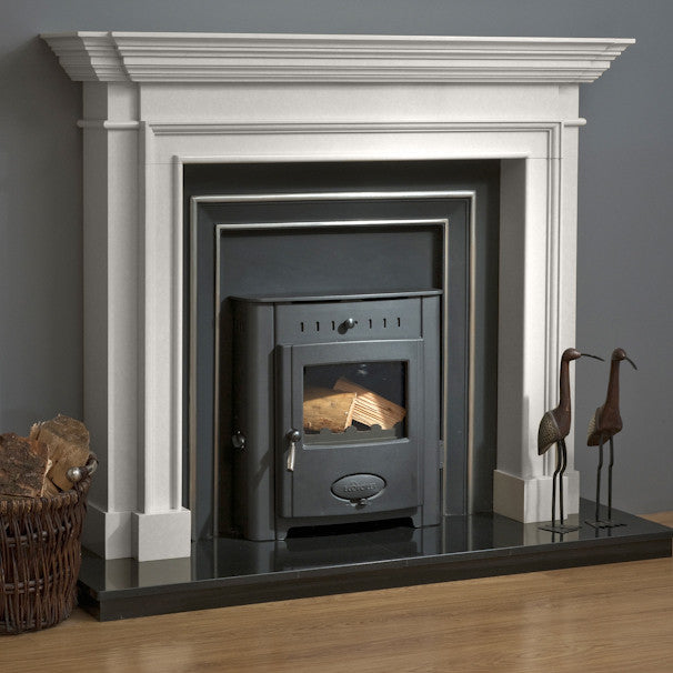 58'' Parnell Honed Carrara Surround