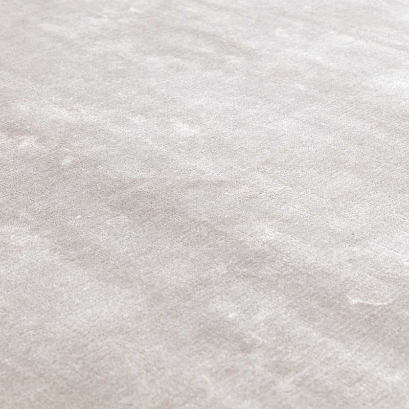 Gleam Silver Rug