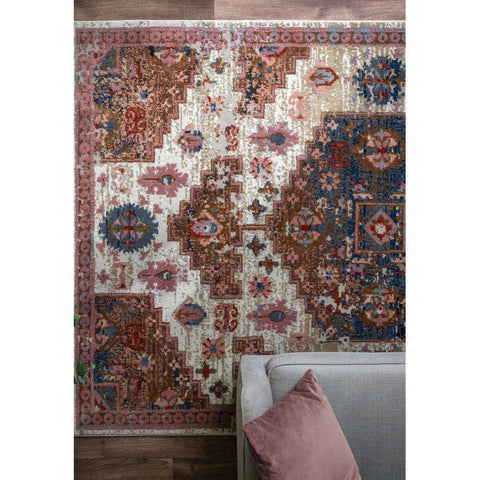 Zola Aras Rug