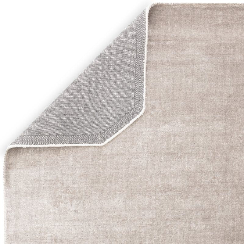Gleam Silver Rug